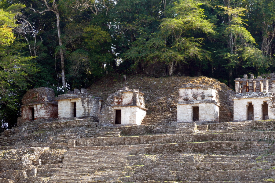 Maya-Stadt mit berühmten Wandgemälden