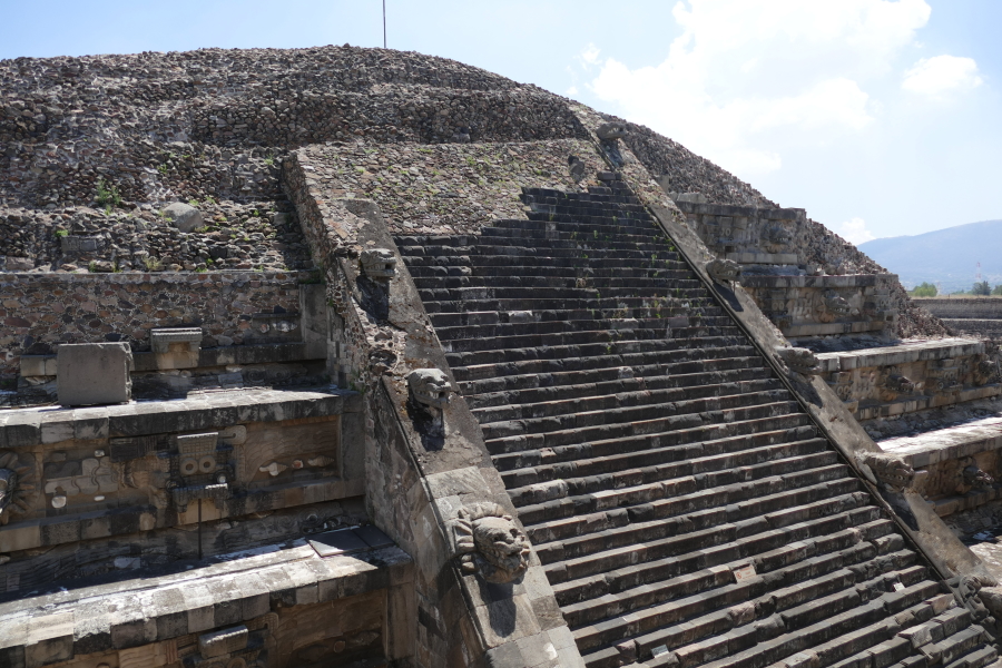 Tempel des Quetzalcóatl