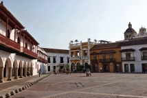 Cartagena - Auf dem Zollplatz